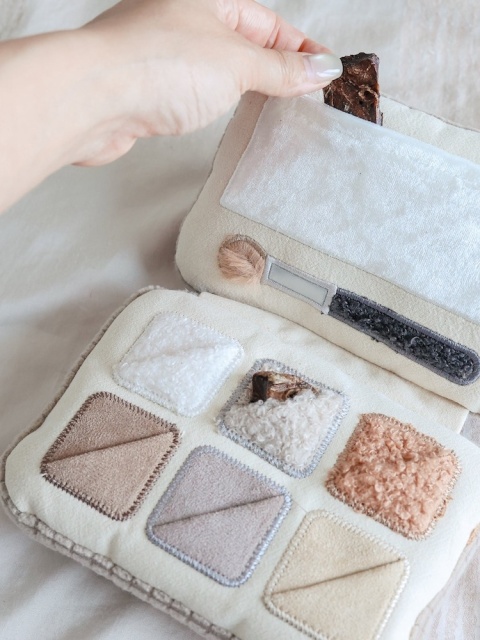 Lambwolf zabawka węchowa dla psa Paletka cieni