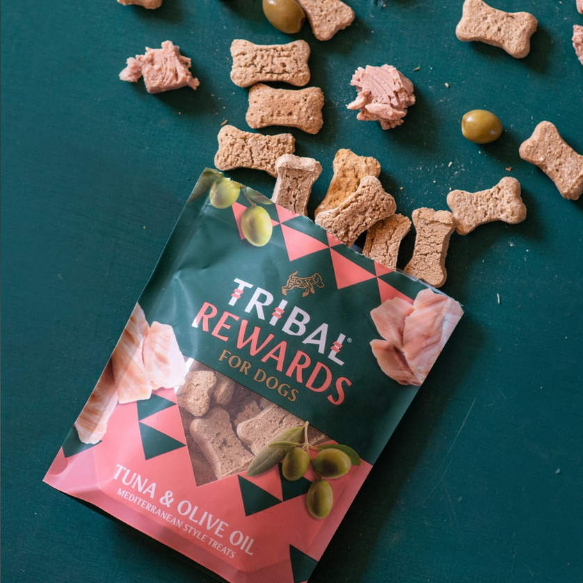 Ciasteczka dla psa TRIBAL Rewards Tuńczyk i Oliwa z oliwek 125g Ciasteczka dla psa TRIBAL Rewards Tuńczyk i Oliwa z oliwek 125g