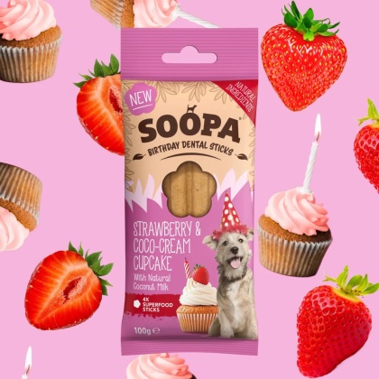 SOOPA Strawberry & Coco-Cream Cupcake – wegańskie gryzaki dentystyczne dla psa – urodzinowa babeczka truskawkowa – 100 g