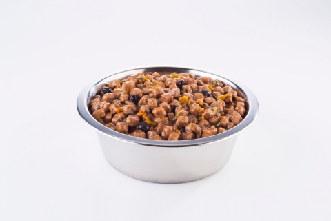 Naturo Adult Kaczka, jagody, dynia i cukinia w sosie 390g