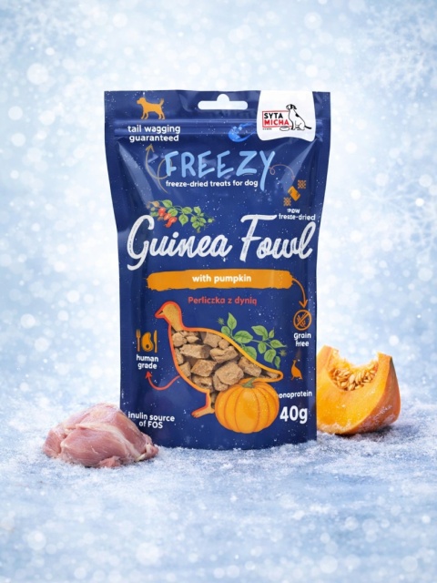 SYTA MICHA – FREEZY Liofilizowane Przysmaki dla Psa Perliczka z Dynią 40 g